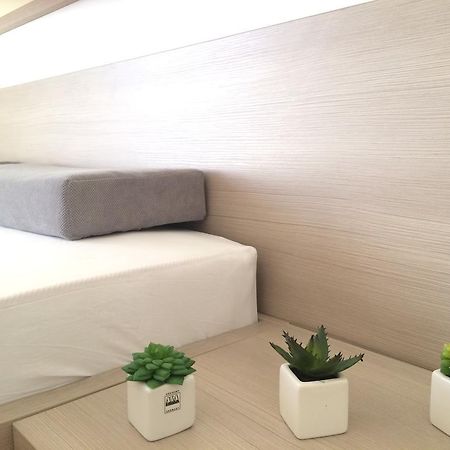 Apartmani Adriatic Ana نوفاليا المظهر الخارجي الصورة